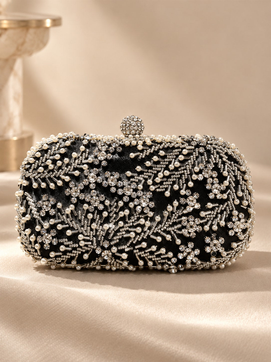 Black Elegant Pearl & Rhinestone Beaded Evening Clutch