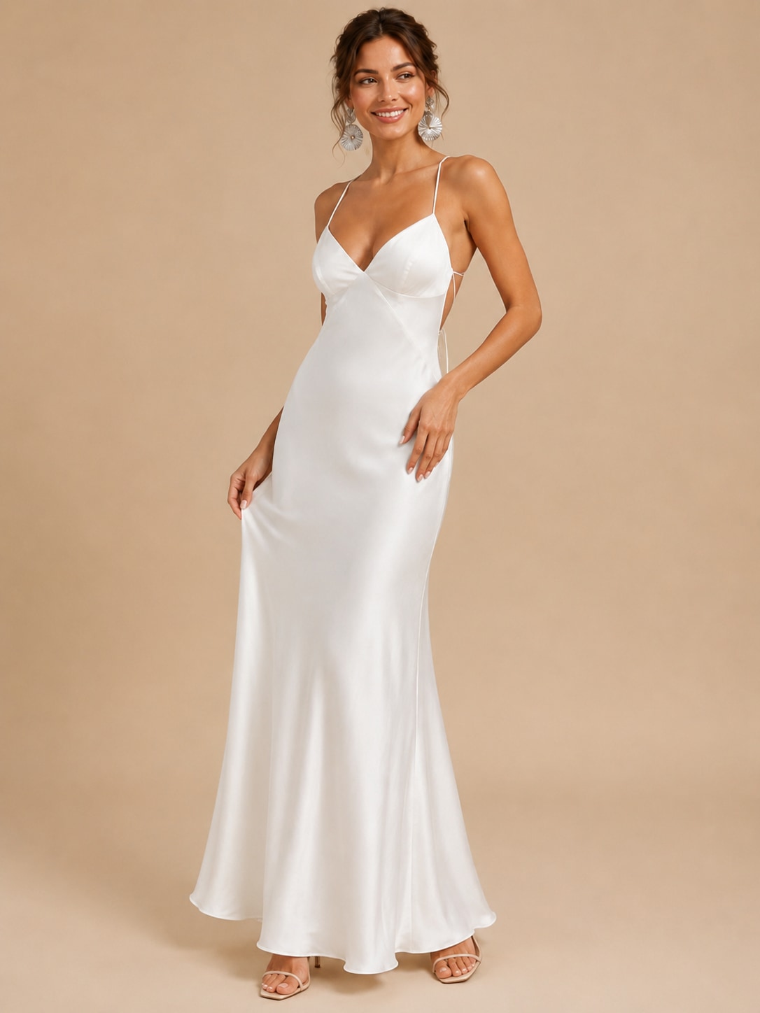 Color: White | White-5.jpg