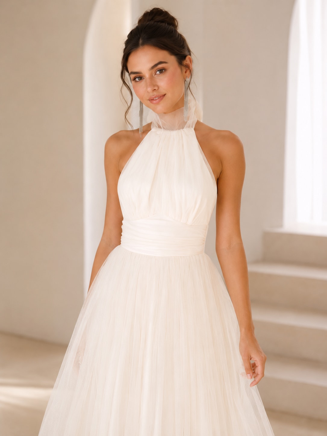 Color: White | White-7.jpg