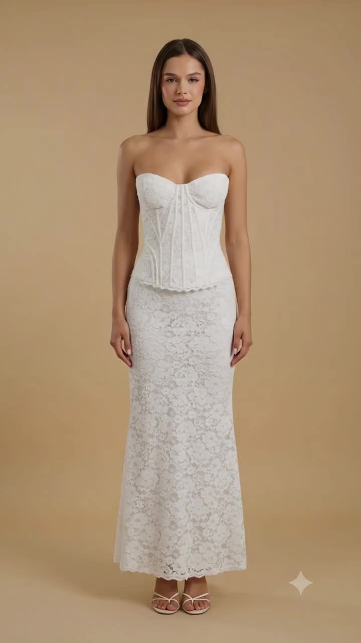 Color: White | White-7.jpg