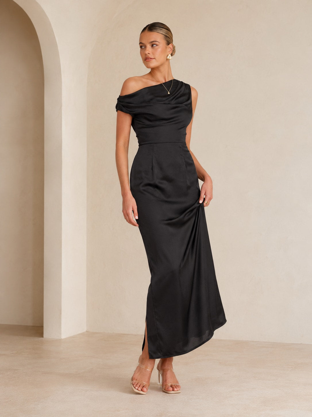 Color: Black | Black-1.jpg