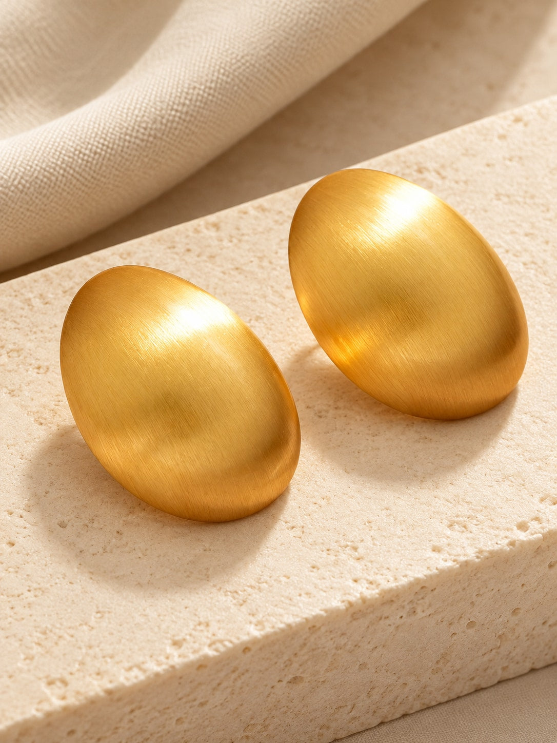 Color: Gold | Gold-1.jpg