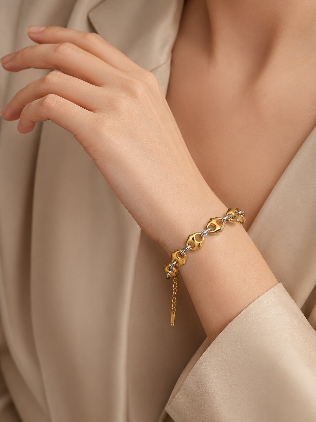 Color: Gold Silver | GoldSilver-2.jpg