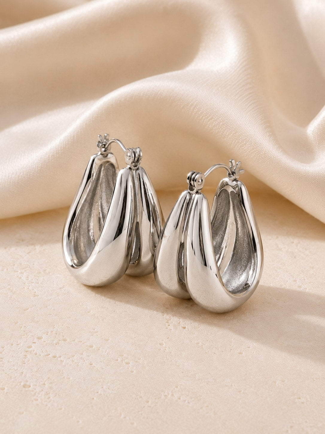 Color: Silver | Silver-1.jpg