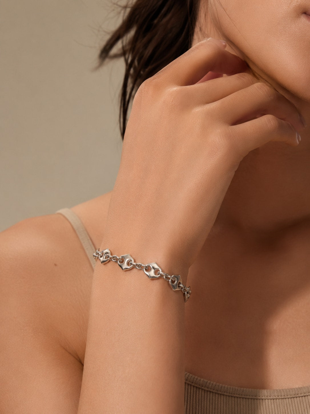 Color: Silver | Silver-3.jpg