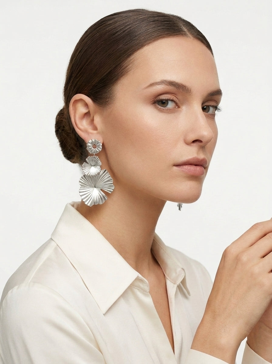 Color: Silver | Silver-4.jpg