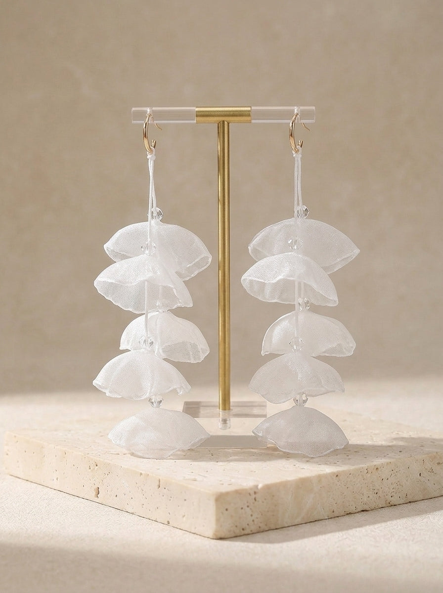 Color: White | White-1.jpg
