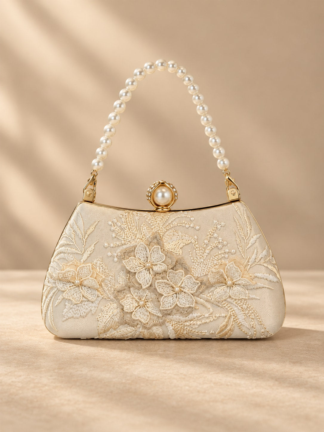 White Elegant Embroidered Pearl Handle Evening Clutch