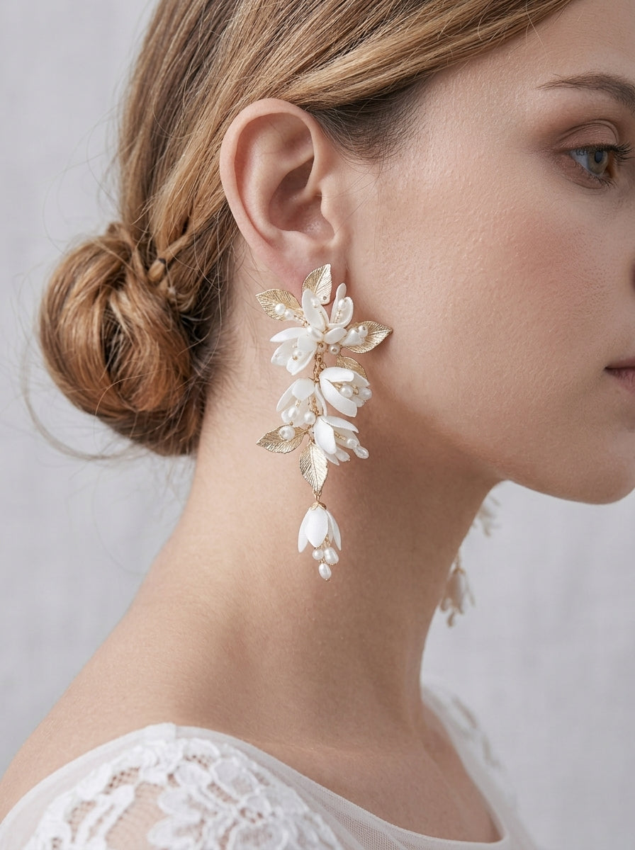 Color: White | White-2.jpg