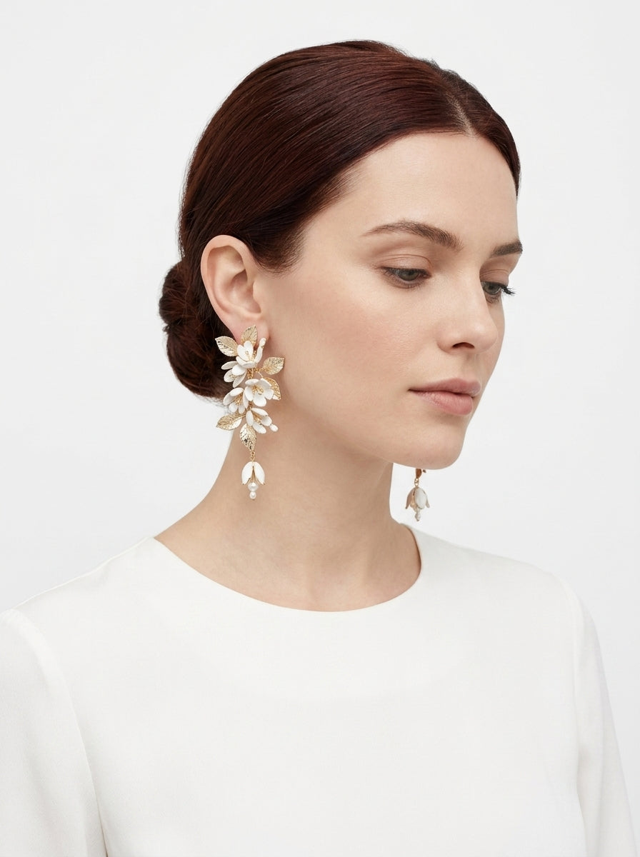 Color: White | White-3.jpg