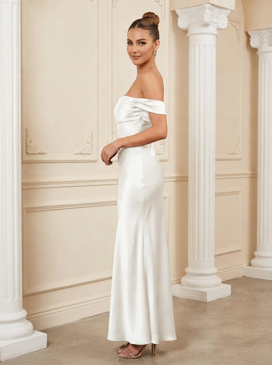 Color: White | White-3.jpg