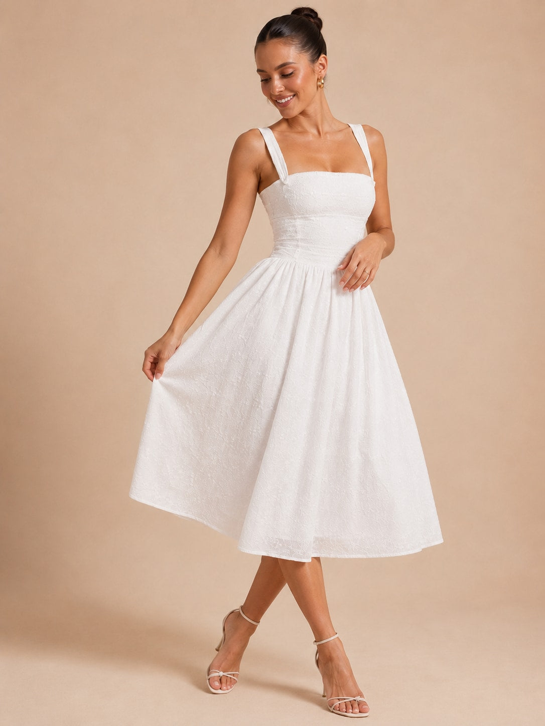 Color: White | White-5.jpg