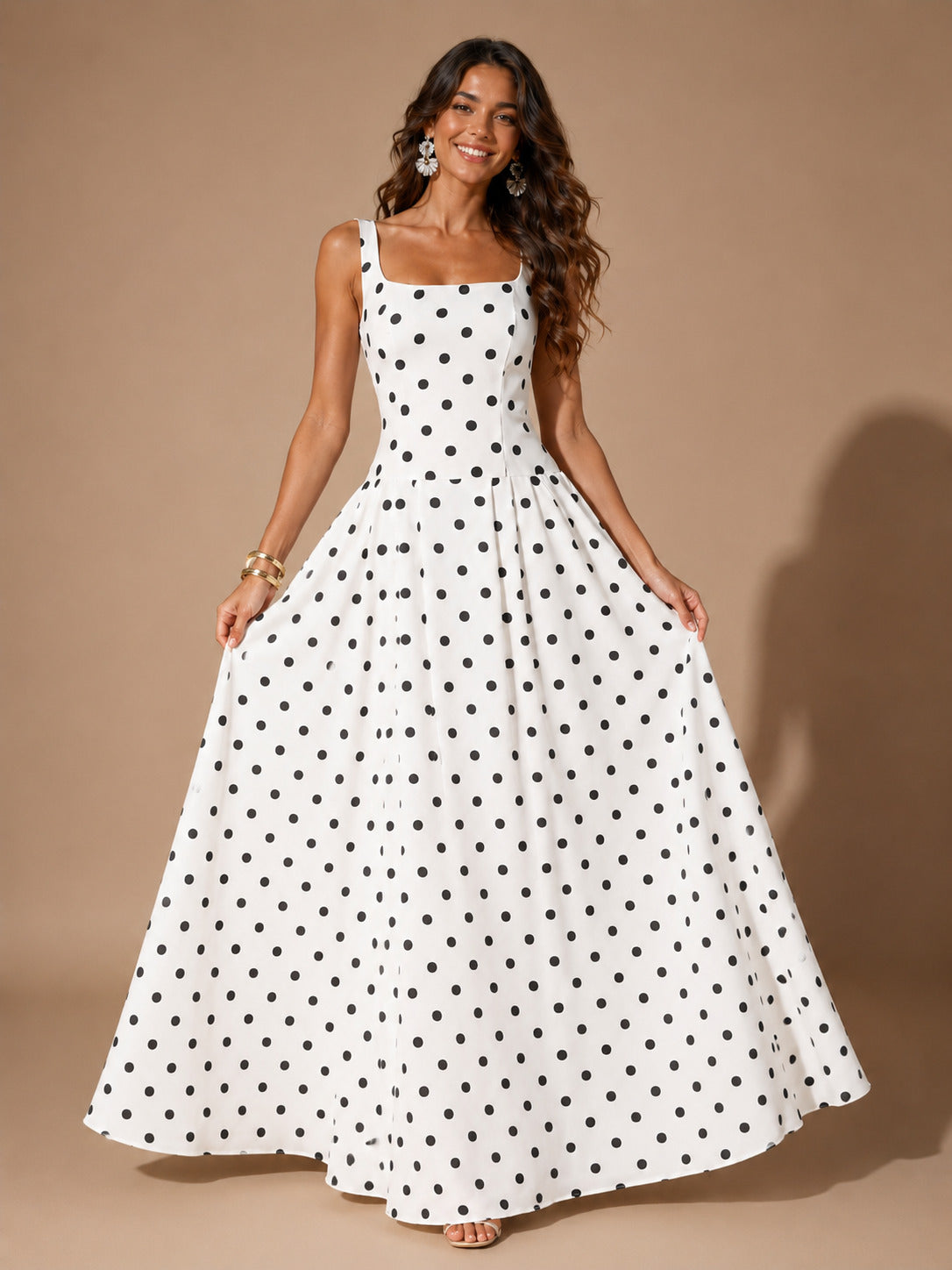 Color: White | White-5.jpg