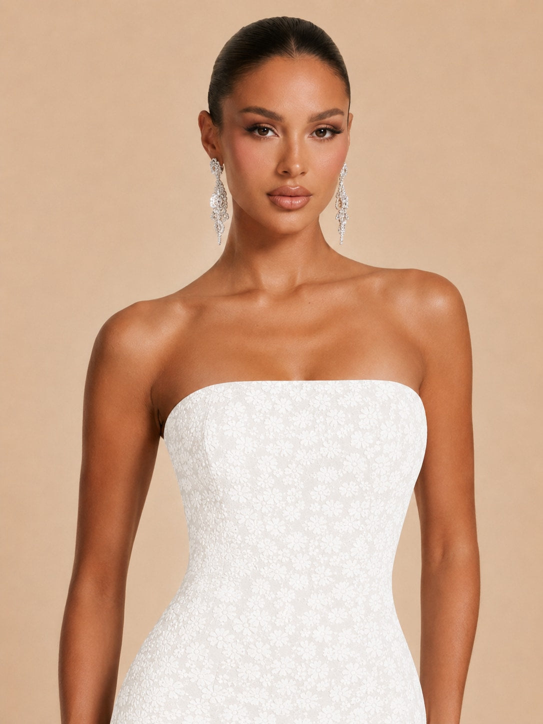 Color: White | White-6.jpg