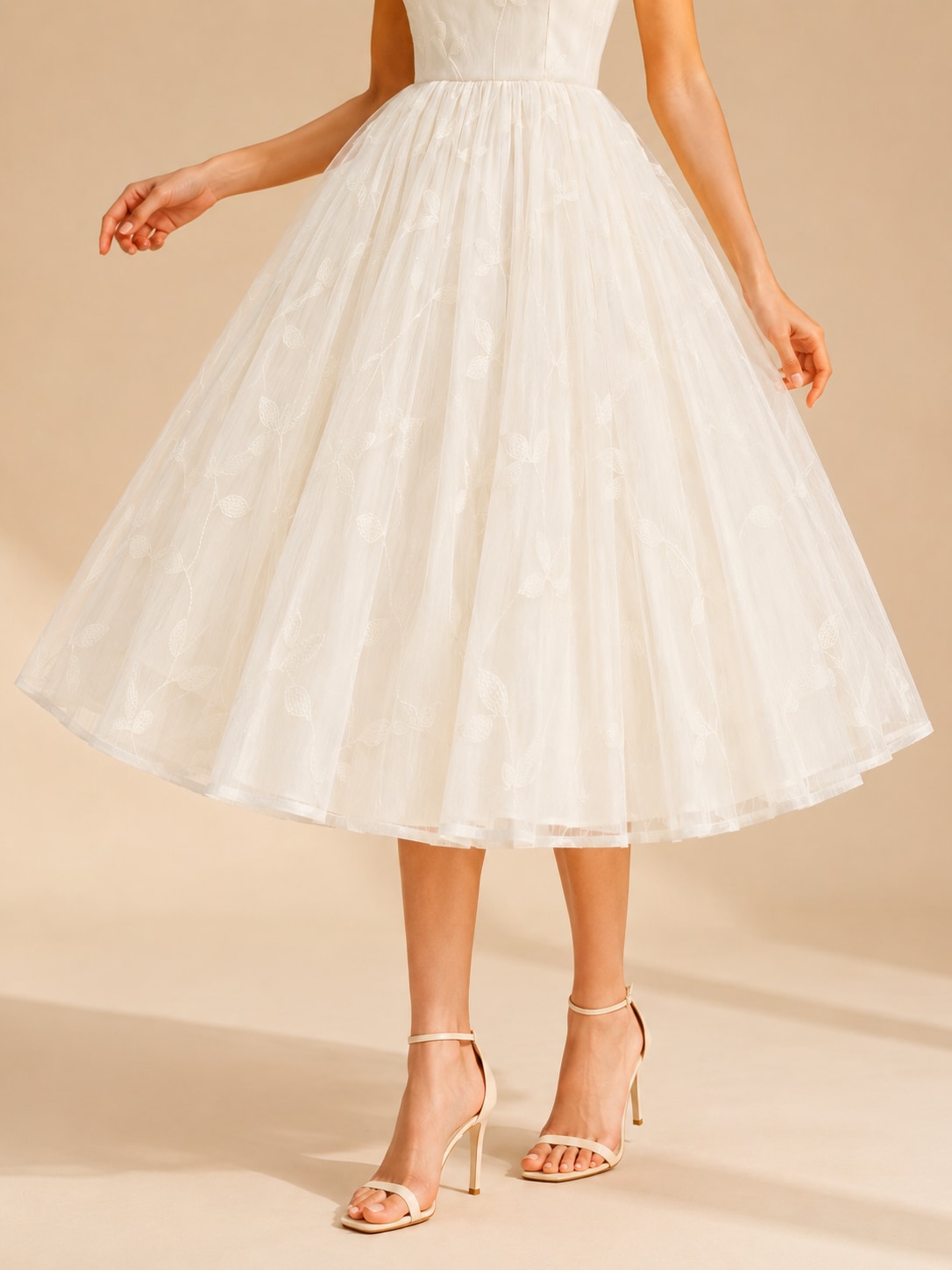 Color: White | White-6.jpg