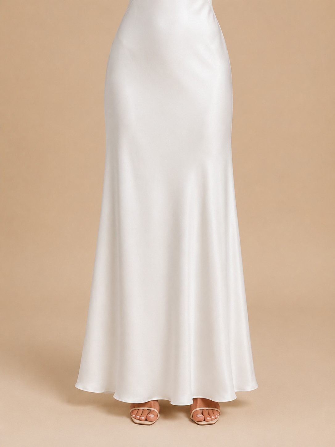 Color: White | White-7.jpg