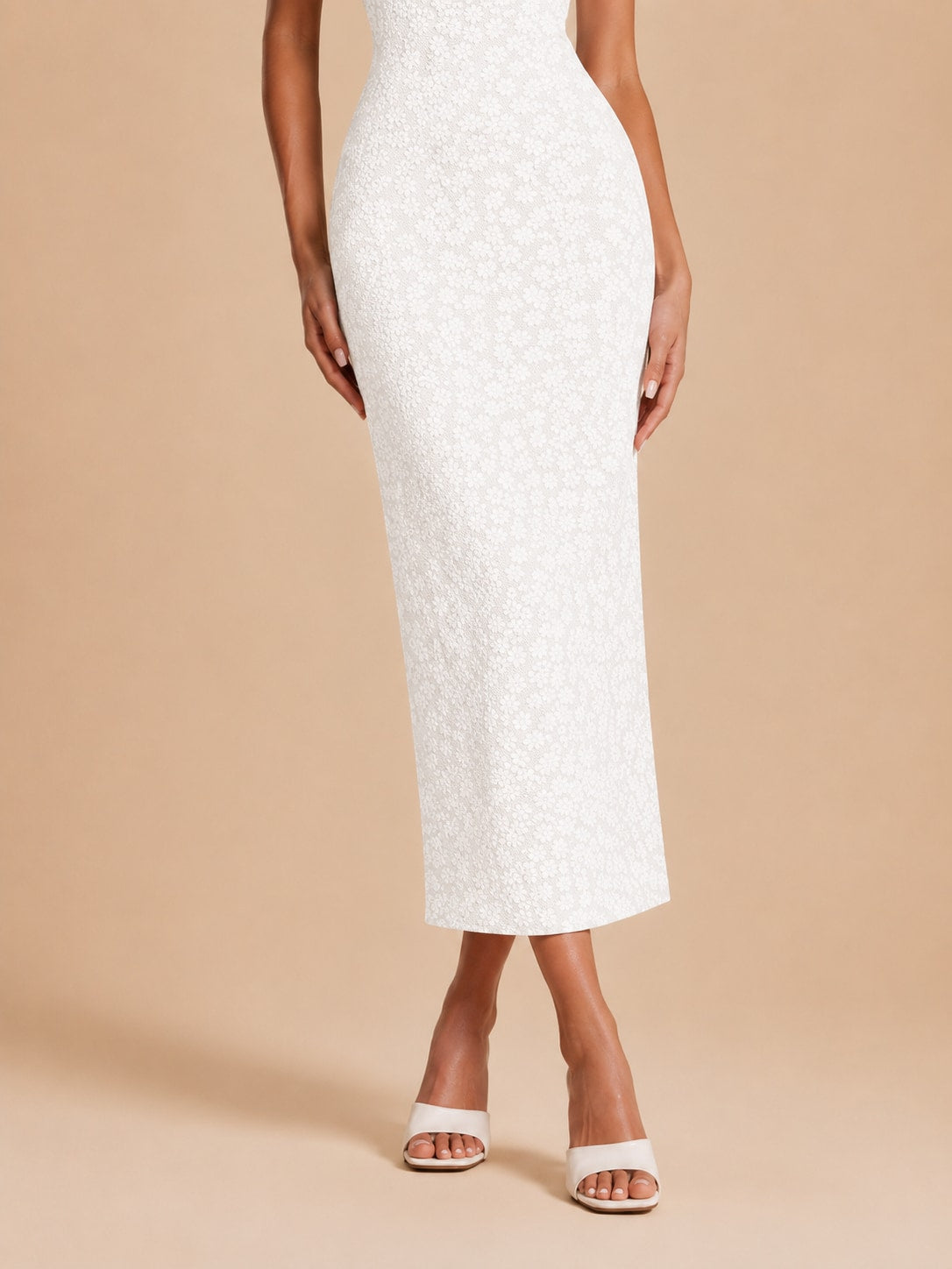 Color: White | White-7.jpg
