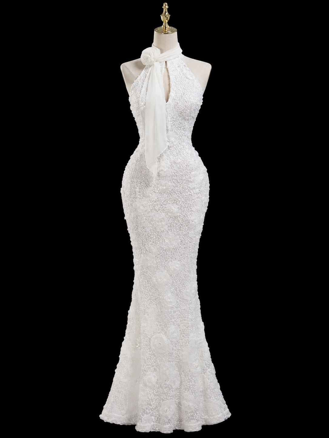 Color: White | White-7.jpg