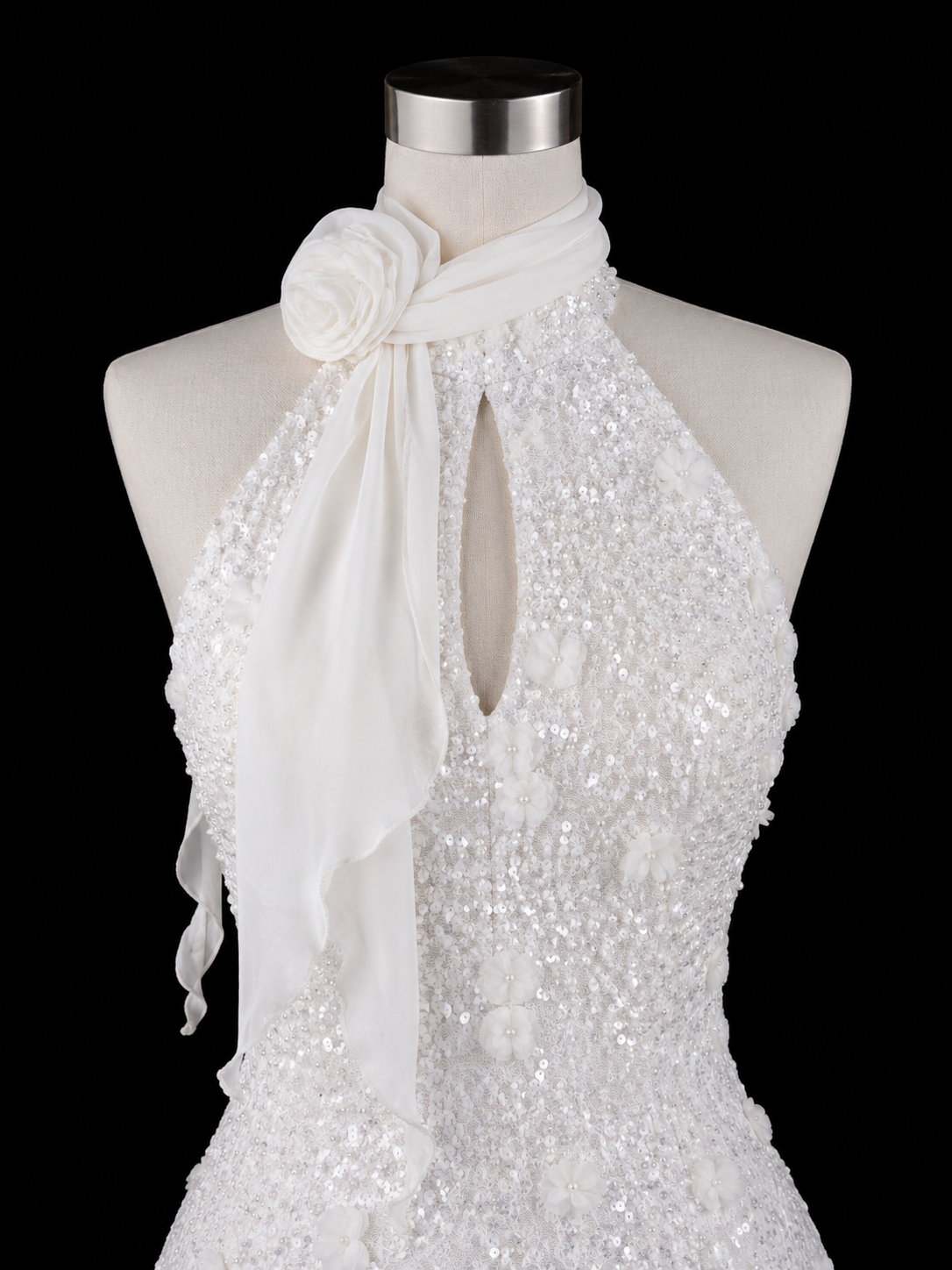 Color: White | White-8.jpeg