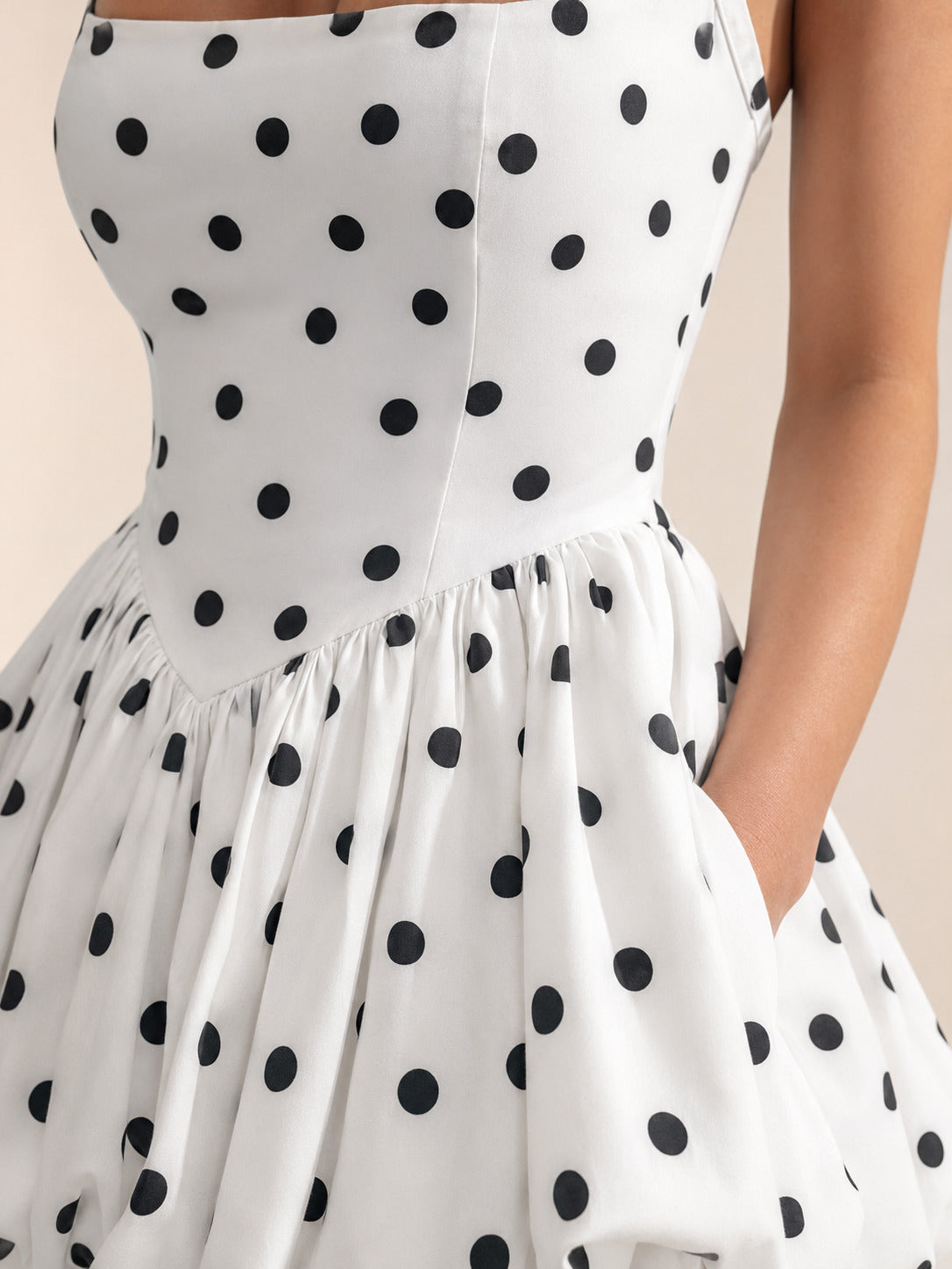Color: White | White-8.jpg