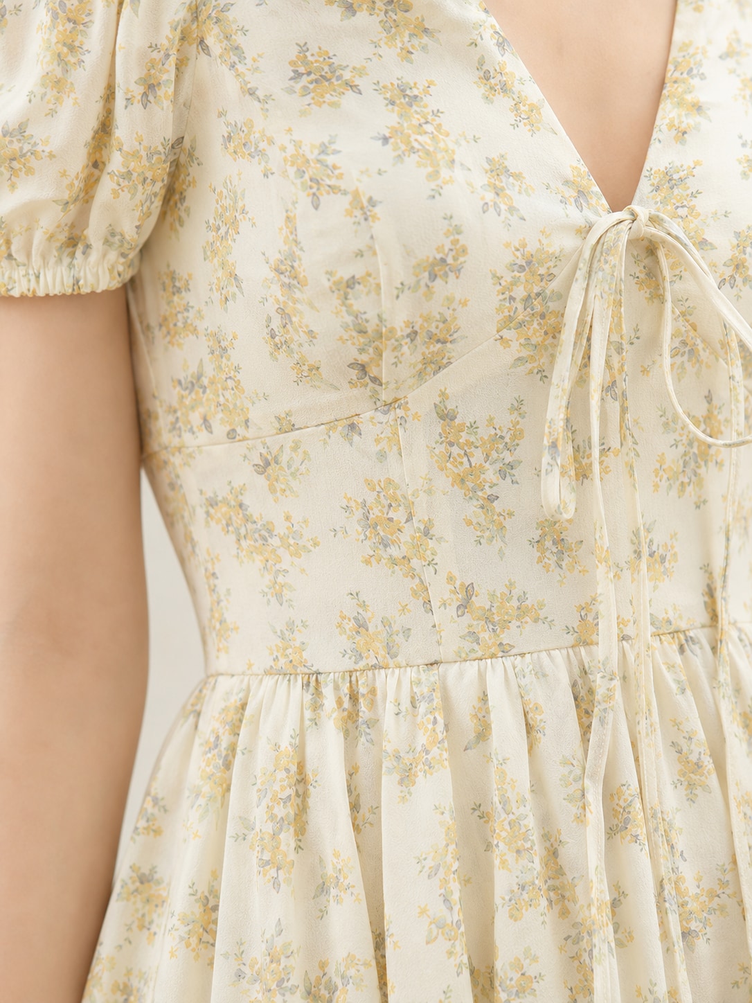 Color: Yellow | Yellow-7.jpg