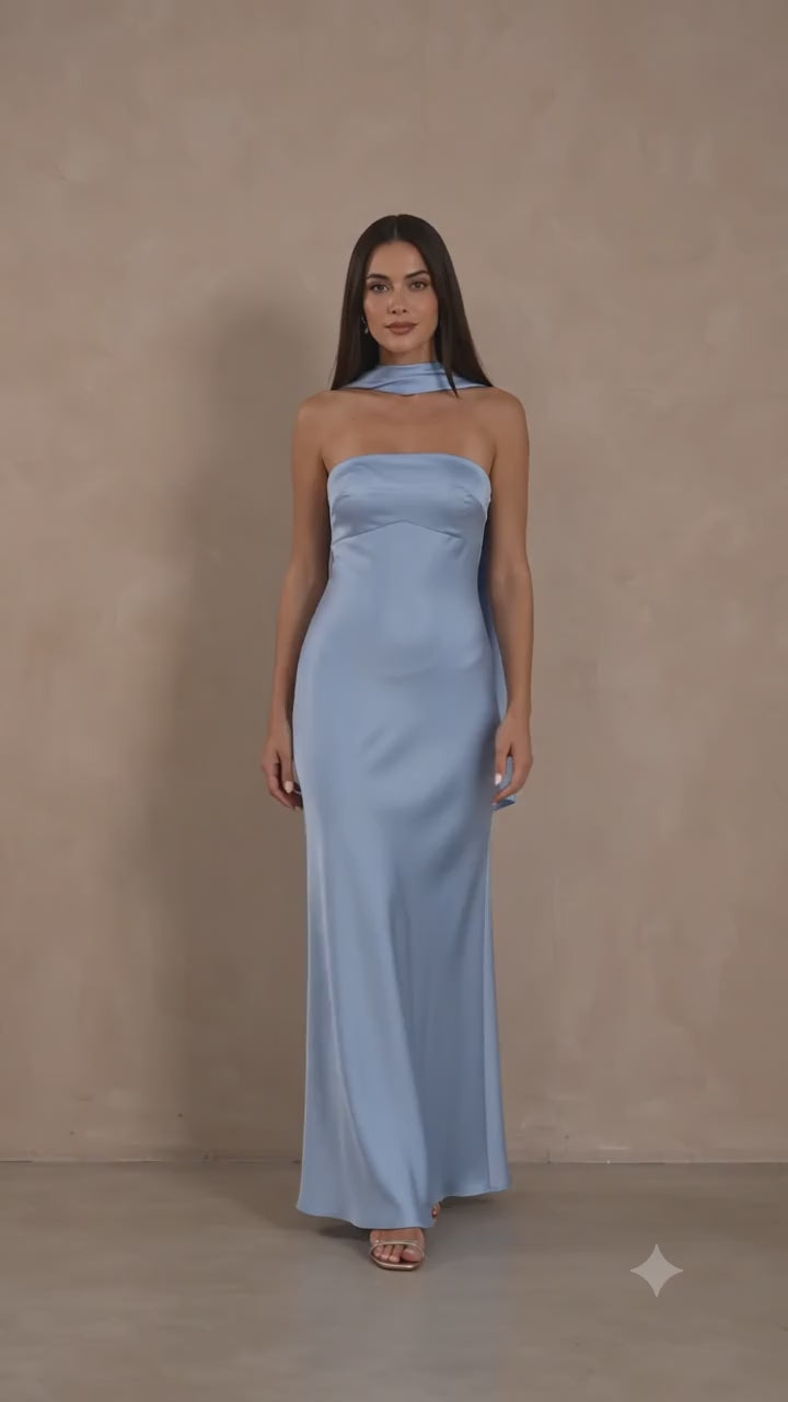 Video: Light Blue | Light Blue-7.mp4